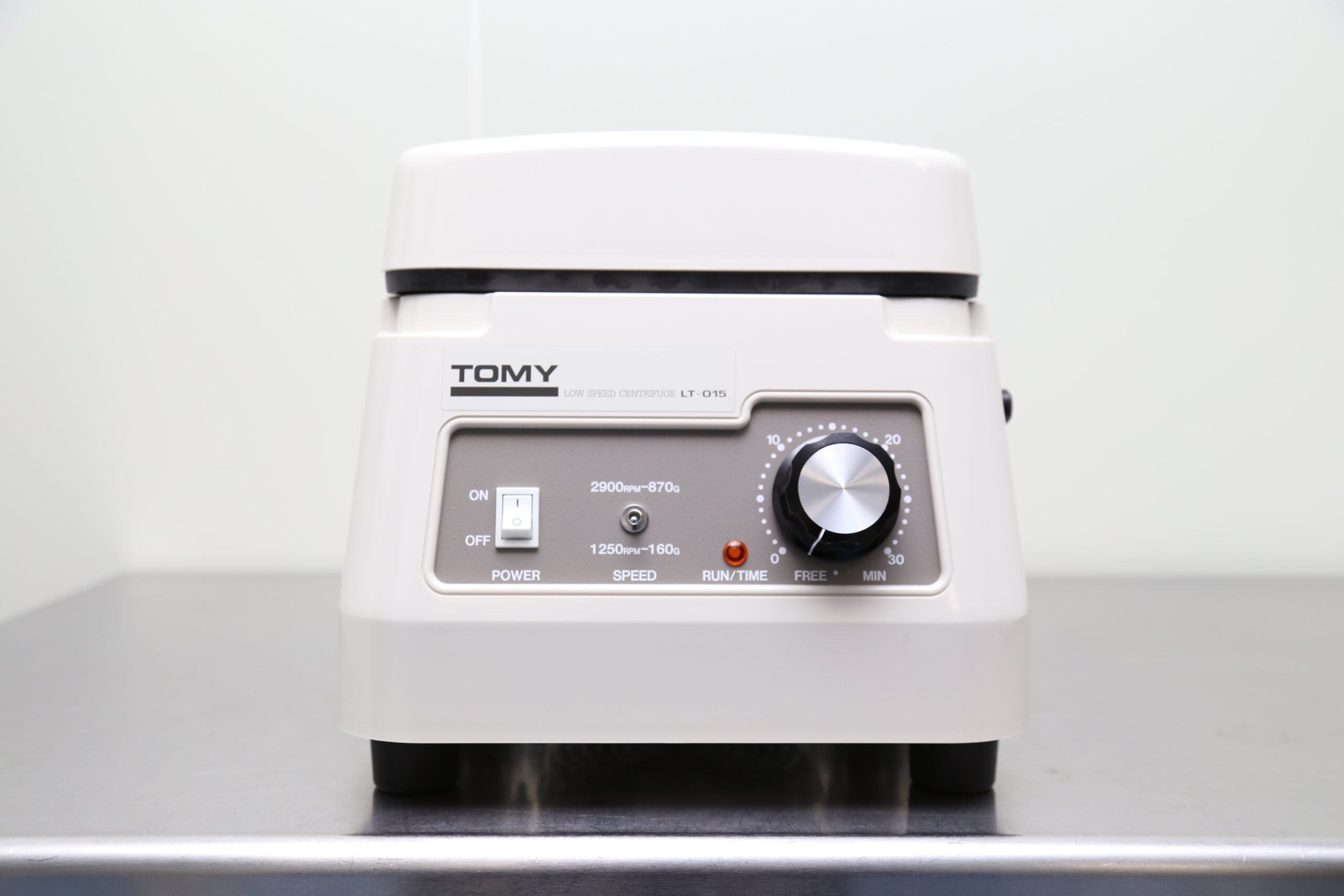TOMY